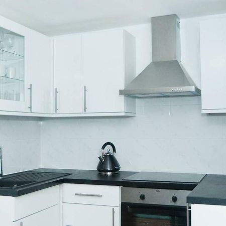 Modern Apartment In Trendy Dalston London Exterior photo